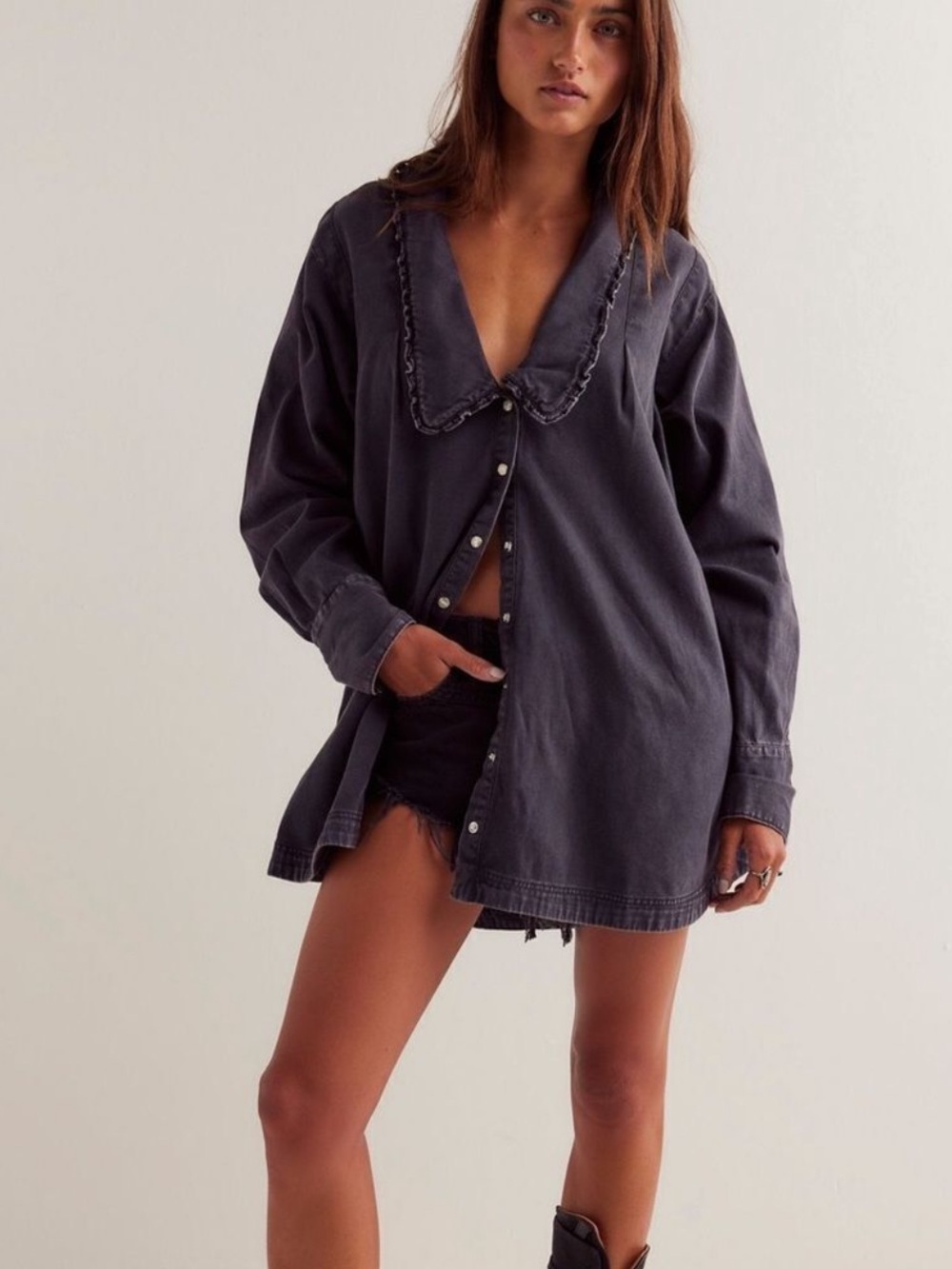 NWOT  PEOPLE CHARLIE DENIM SHIRT SZ: XS